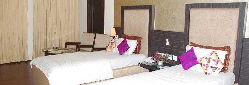 Hotel Mandakini Jaya International ไฮเดอราบัด ภายนอก รูปภาพ